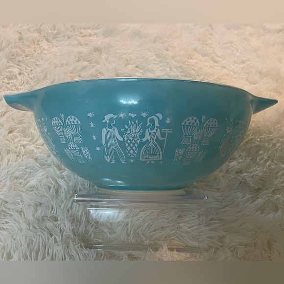 Vintage Pyrex Amish Butterprint Turquoise Cinderella Bowl 444 4QT Gorgeous!